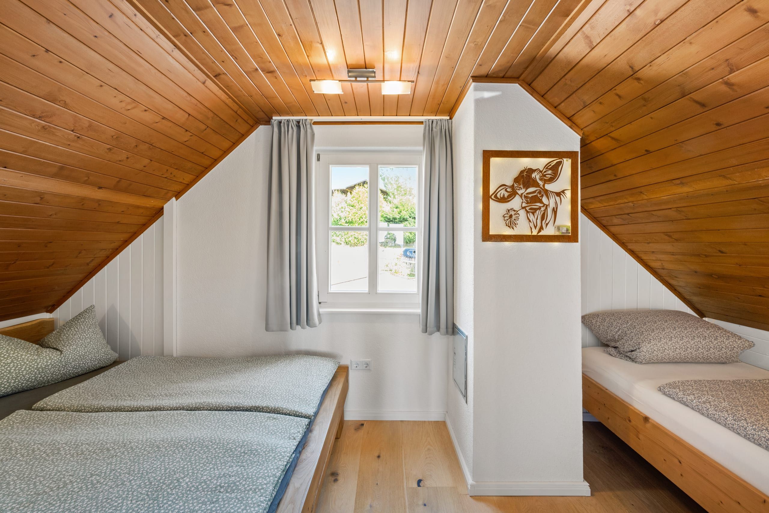Schlafzimmer 2